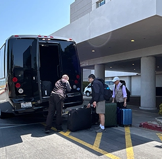 24/7 service hotel shuttle bus