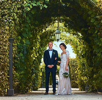 Estate Weddings in Hillsborough or Atherton luxury wedding transportation